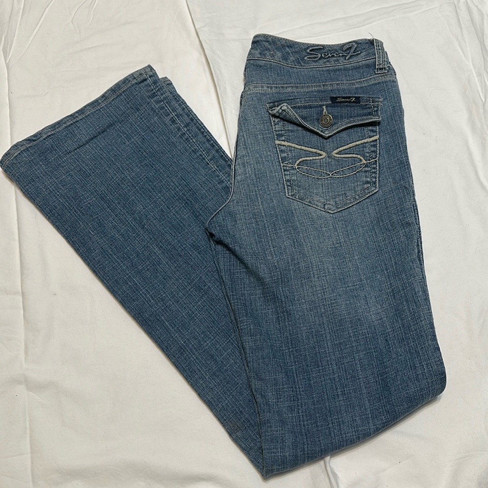 Seven7 low rise Bootcut Medium Wash Jeans Size 30